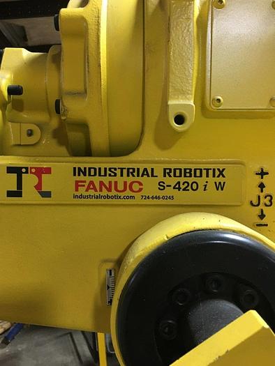 Used FANUC Robot