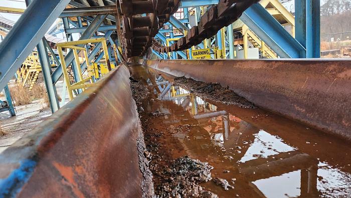 Used Fulghum 57′ x 24″ Vibrating Conveyor