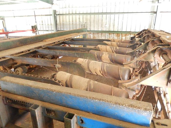 Used USNR Lunden 8′ Green Lumber Stacker