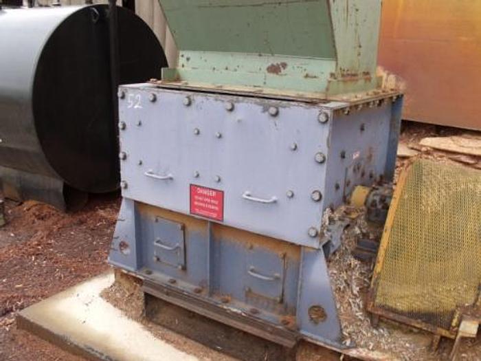 Used JEFFREY 34WB Wood & Bark Hog