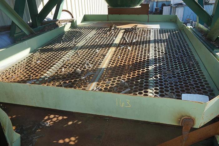 Used FULGHUM 8 x 8 Chip Screen