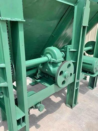 Used Tilt Hoist with Package Deck