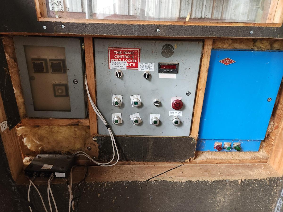 Used West Salem Horizontal Hog 200 HP