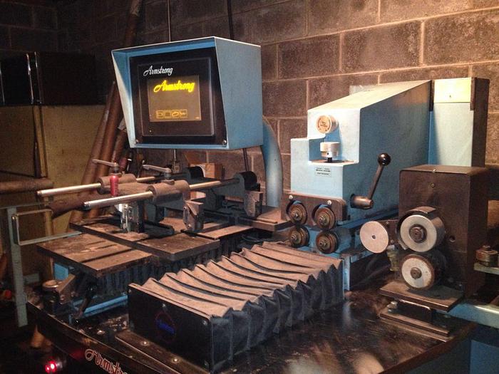 Used ARMSTRONG Bandsaw Leveler