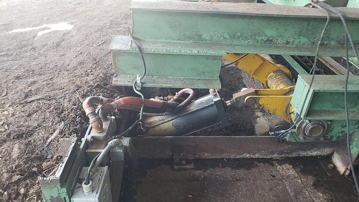 Used 32′ Heavy Duty Endwise Log Trough Outfeed