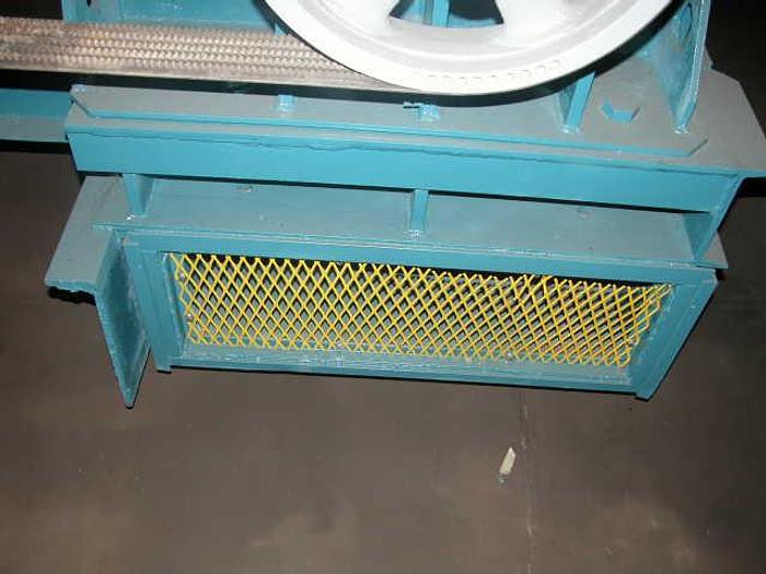 Used JEFFREY 34 Horizontal Feed Wood Hog