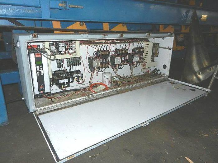 Used BAKER 3-HEAD RESAW