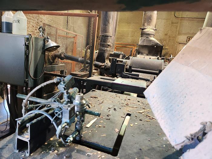 Used Newman 990 Planer and Feed table