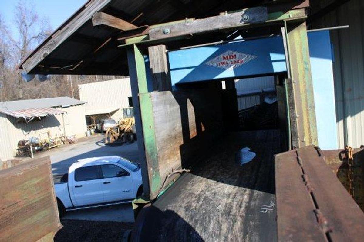 Used MDI whole log metal detector