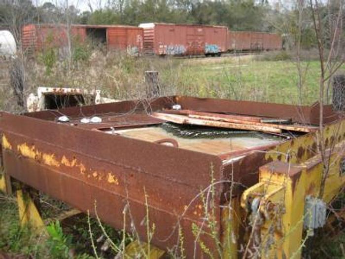 Used Fulghum 7 x 7 chip screen