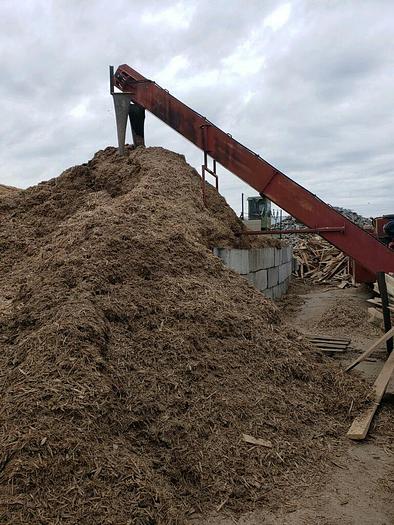 Used 24" SB24DS Rotochopper Grinder with JD Motor - Pending