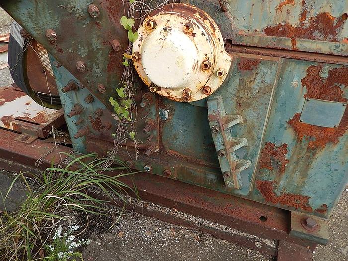 Used BUSH 48" Re-Chipper