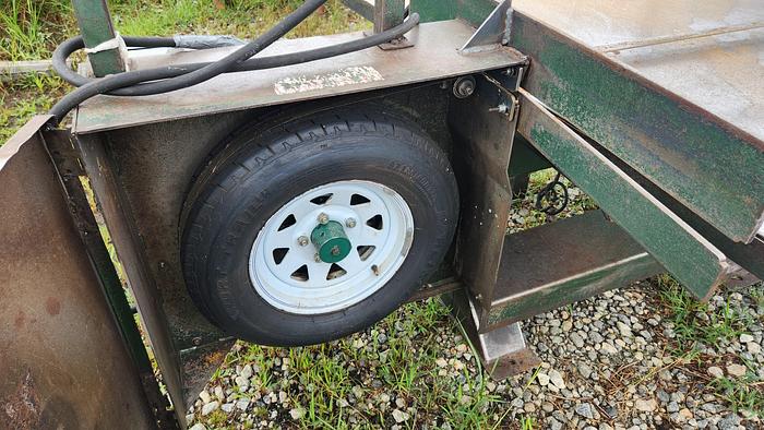 Used Industrial Resources Bandsaw Type Pallet Dismantler