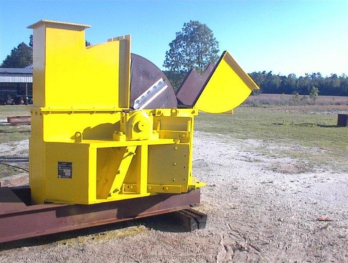 Used FULGHUM 60″ Reconditioned 8 Knife Chipper