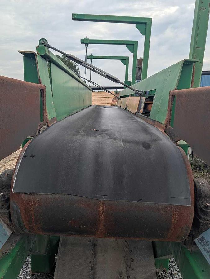 Used Log Belt Conveyor with kicker