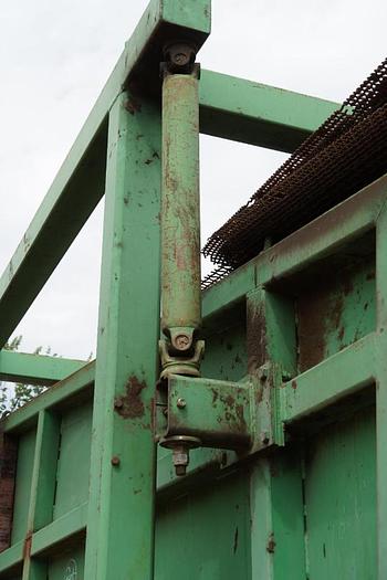 Used Precision 8 x16 High Volume Chip Screen