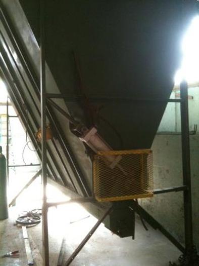 Used Hopper-Feeder