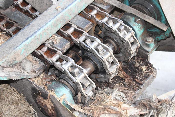 Used Helle 30' Log Trough with Kicker