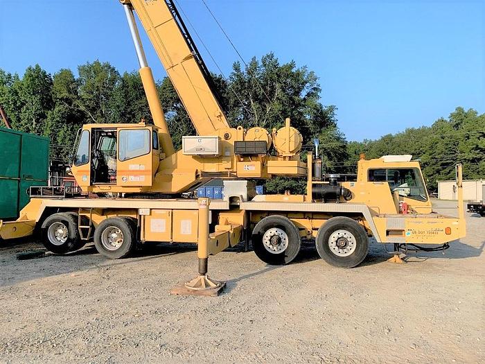 Used 1998 Grove Telescopic Boom Crane