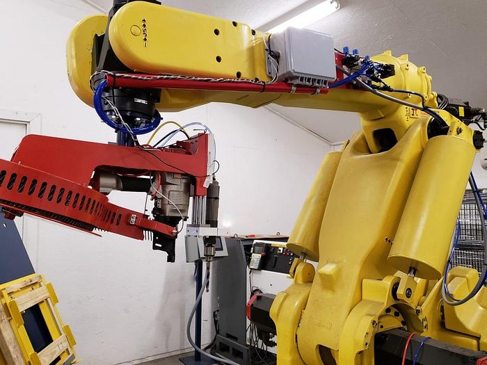 Used FANUC Robot