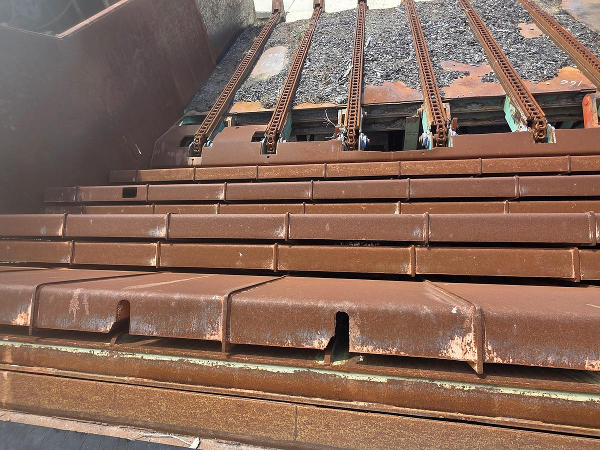 Used Linden Step Feeder - 20' capacity