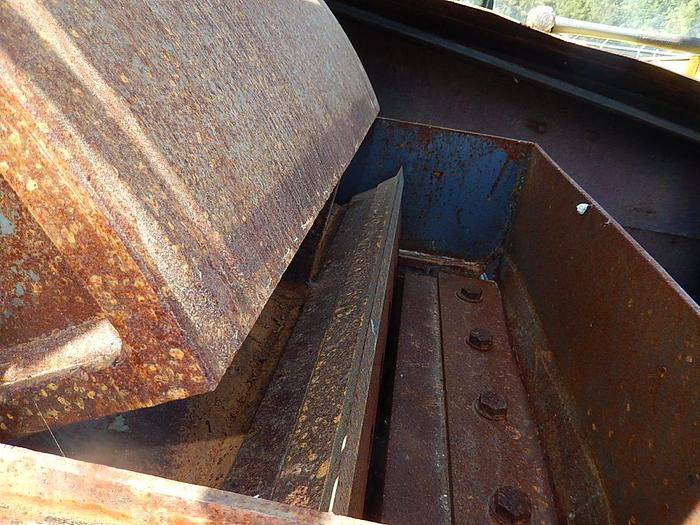 Used BRUKS Horizontal Drum Chipper