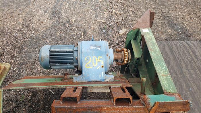 Used 26′ x 34″ Flat Belt Conveyor