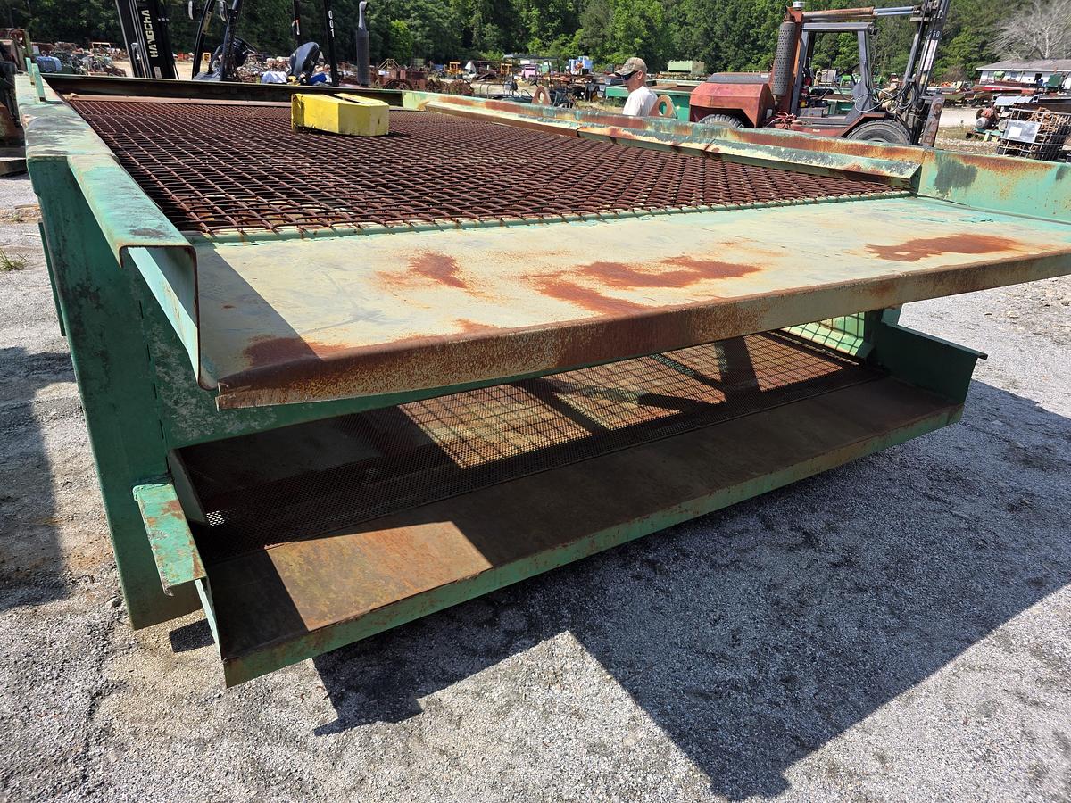 Used BM&M 10 x 20 High Volume Screen