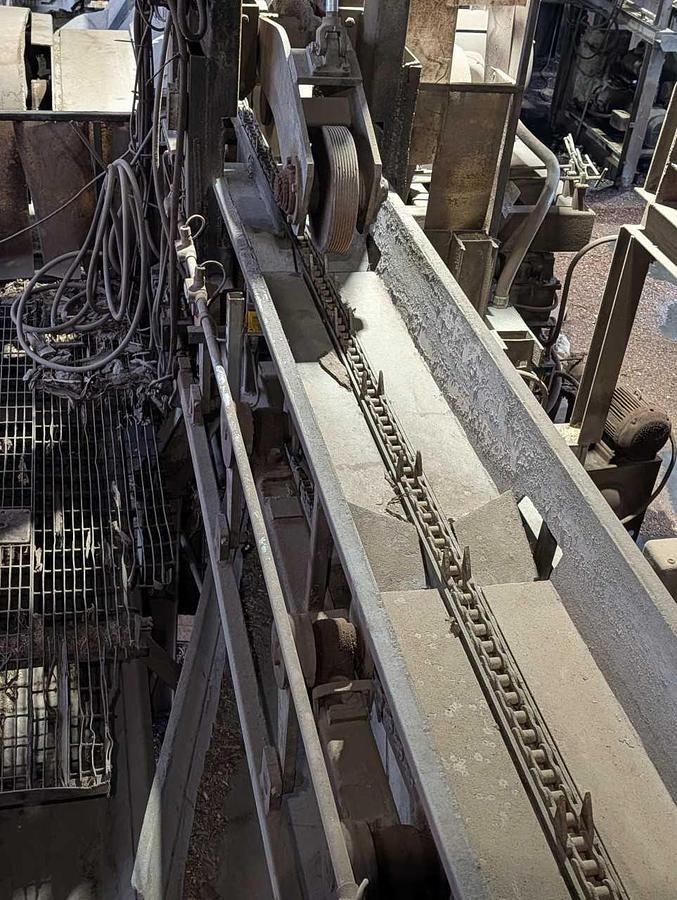 Used Ligna Scragg Mill