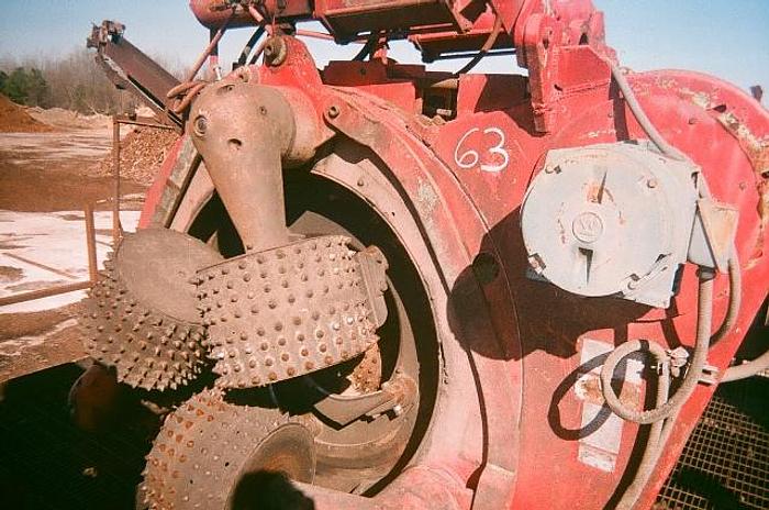 Used Log Merchandiser System