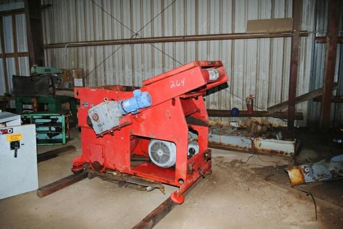 Used Cresswood 24" Horizontal Grinder