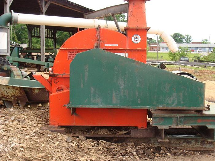 Used MORBARK 58″ Chipper – 6 knife.