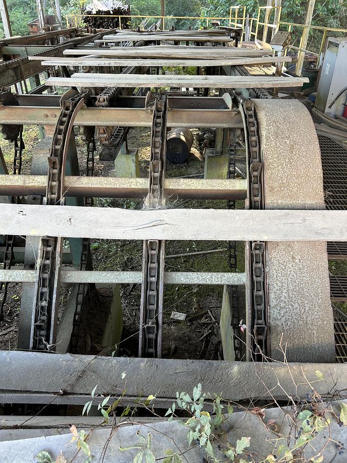 Used Irvington Moore 8' Lumber Stacker