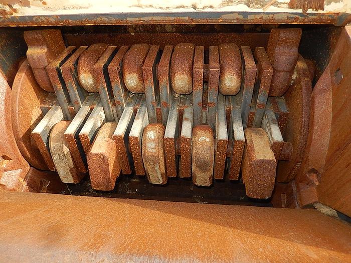 Used WILLIAM 32″ Wood Hog