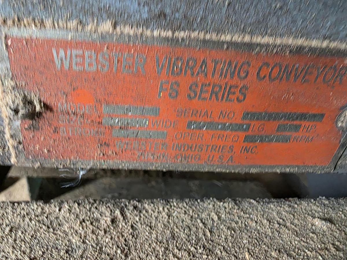 Used WEBSTER 30' x 24" Vibrating Conveyor