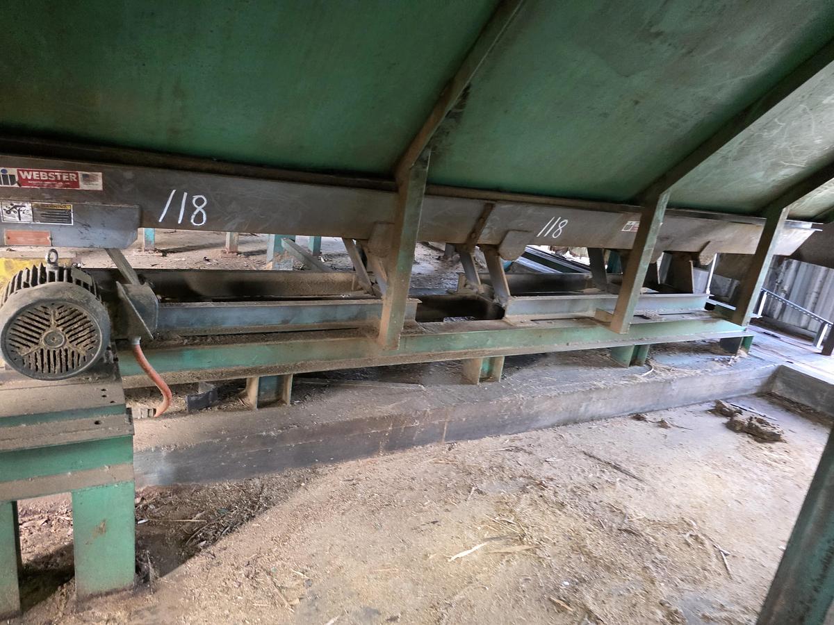 Used WEBSTER 20' x 24" Vibrating Conveyor