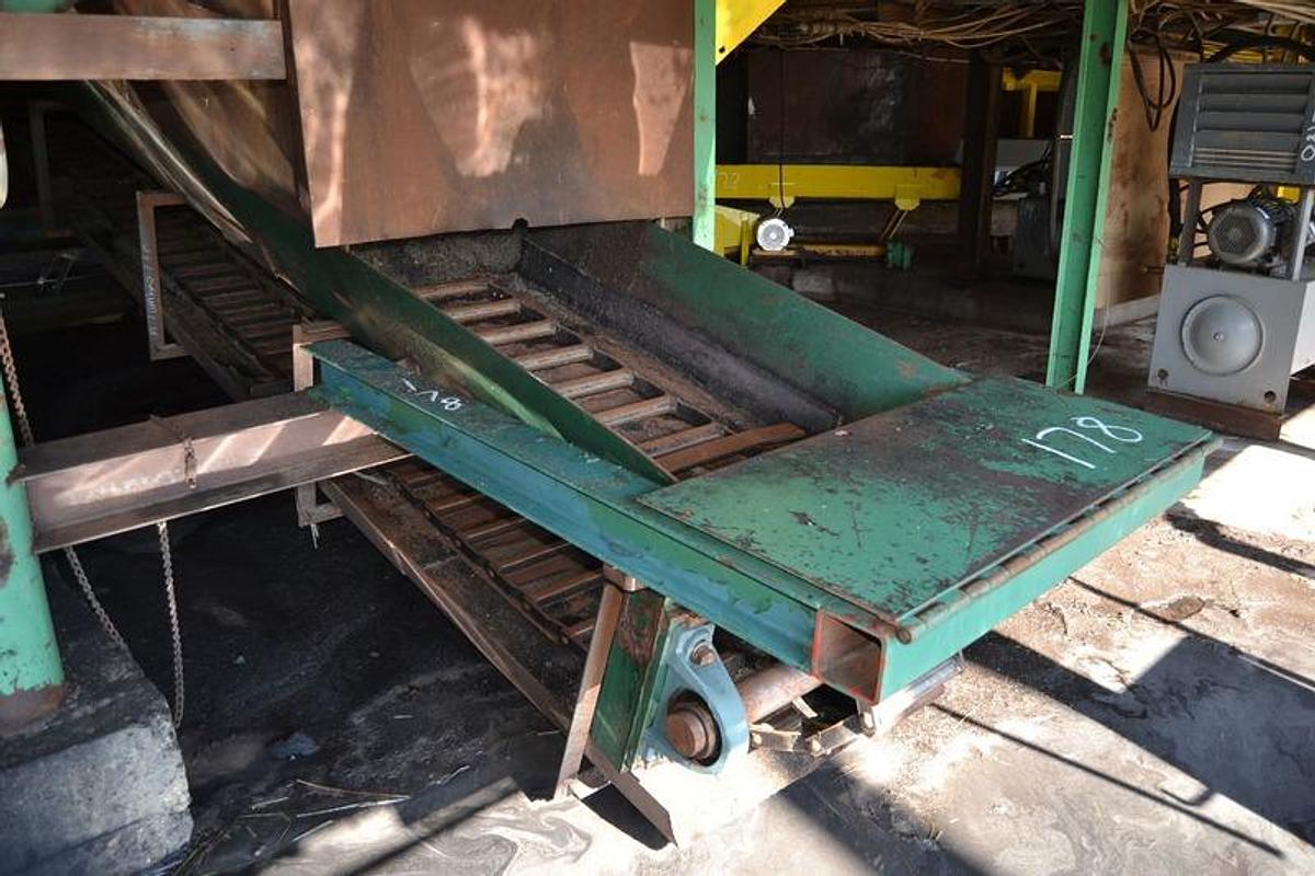Used 23' Drag Chain Waste Conveyor6