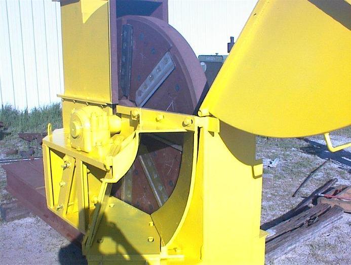 Used FULGHUM 60″ Reconditioned 8 Knife Chipper