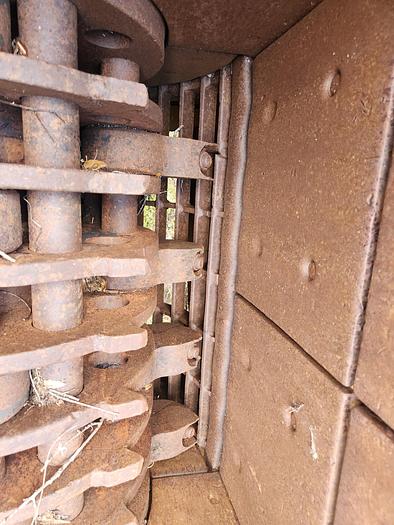 Used JEFFREY 44 WB Wood & Bark Hog