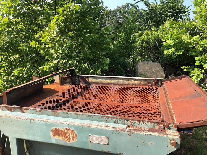 Used PRECISION 6 x 6 Chip Screen....; Pending sale