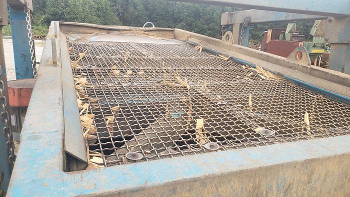 Used BM&M 6 x 10 Chip Screen