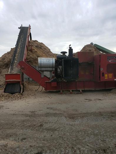 Used 24" SB24DS Rotochopper Grinder with JD Motor - Pending