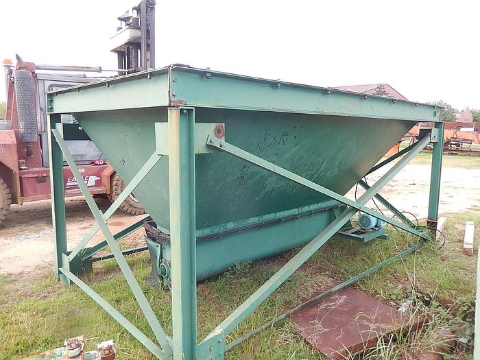 Used PROGRESS Hopper-Feeder