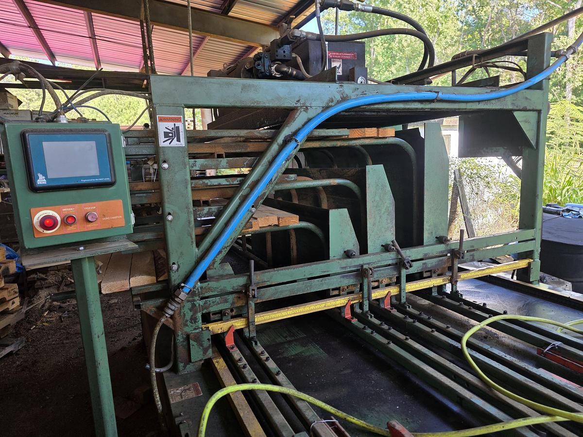 Used 2015 Viking Champion QC306