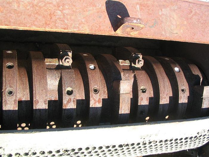 Used MONTGOMERY 42″ Horizontal Hog