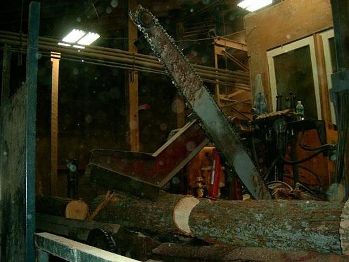 Used LM Log Merchandiser