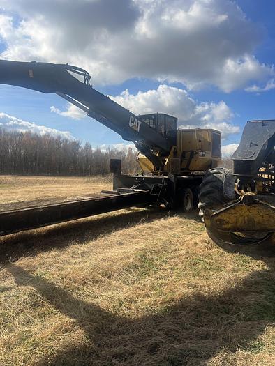 Used 2014 CAT 559C Knuckle Boom