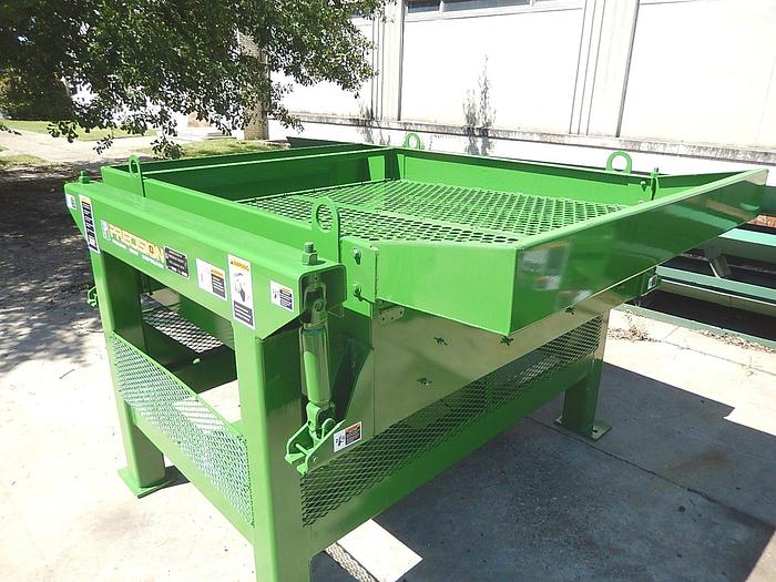 Used NEW PRECISION 6 x 6 Chip Screen