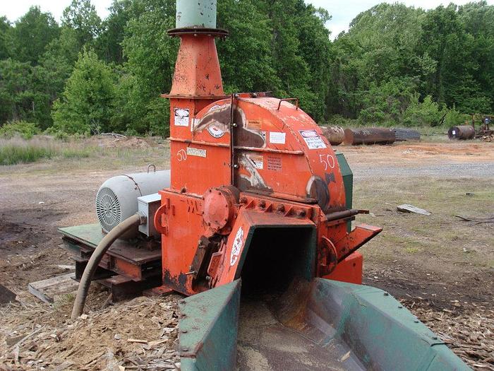 Used MORBARK 58″ Chipper – 6 knife.