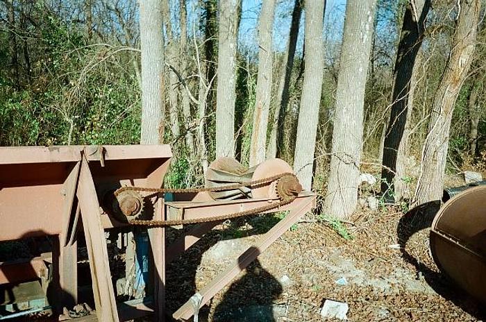 Used Log Trough With Double Kickers